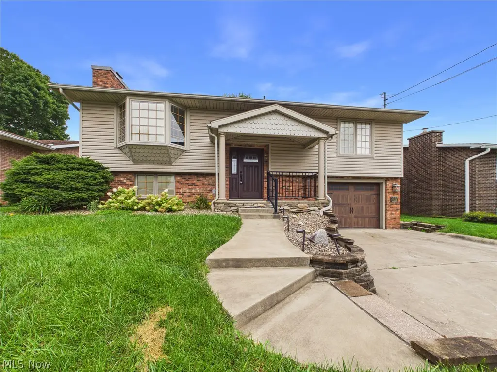 3206 Charles Drive, Vienna, WV 26105 - #1