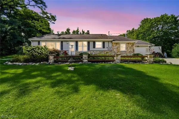 219 W Mennonite Road, Aurora, OH 44202