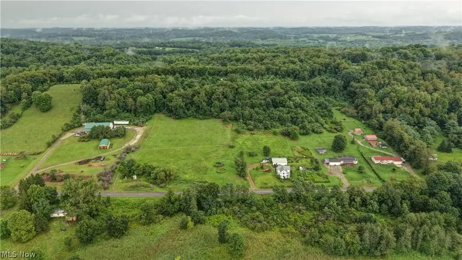 6075 Johnstown Ne Road, Mineral City, OH 44656 - #2