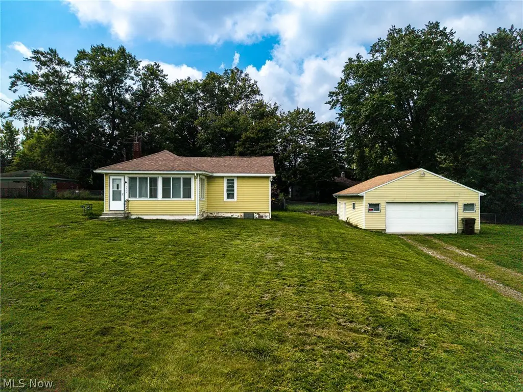 1272 Shanafelt Avenue, Sawyerwood, OH 44312 - #1