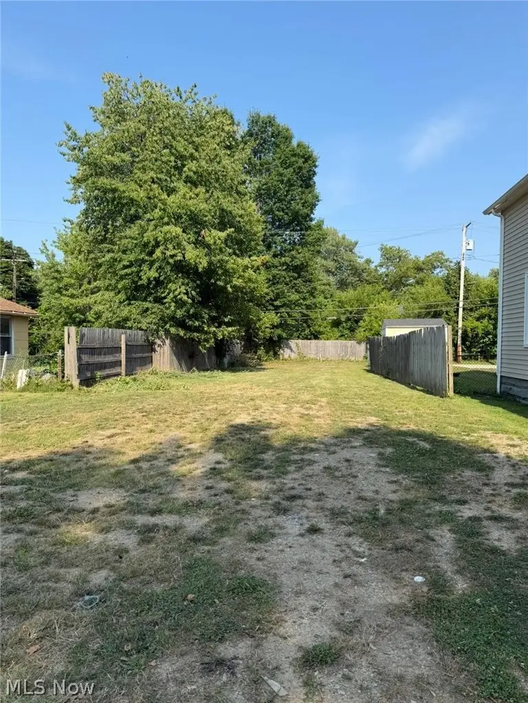 2101 W 85th Street, Cleveland, OH 44102 - #1