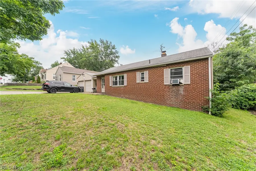 776 Jason Avenue, Akron, OH 44314 - #2