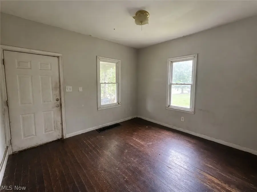 9705 Dunlap Avenue, Cleveland, OH 44105 - #2