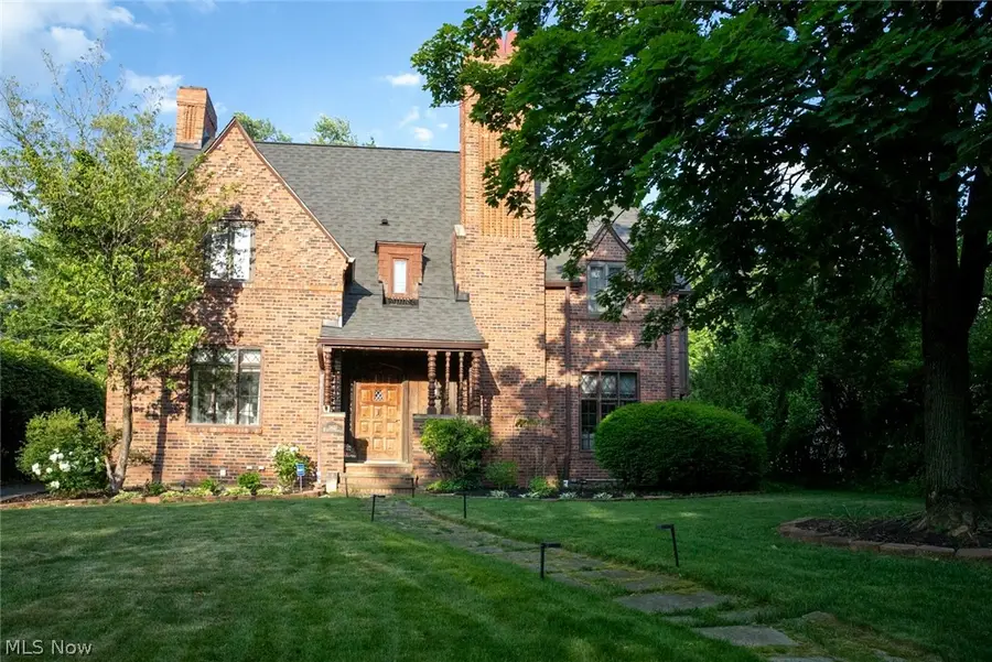 2677 Belvoir Boulevard, Shaker Heights, OH 44122 - #2