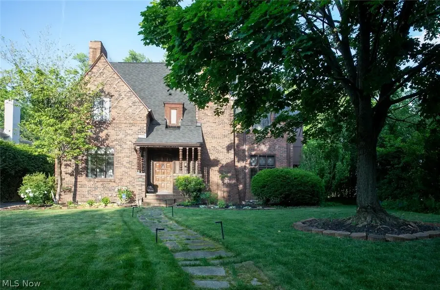 2677 Belvoir Boulevard, Shaker Heights, OH 44122 - #3