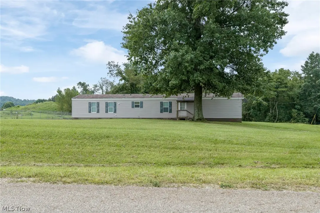 8472 Azalea Sw Road, Dennison, OH 44621 - #1