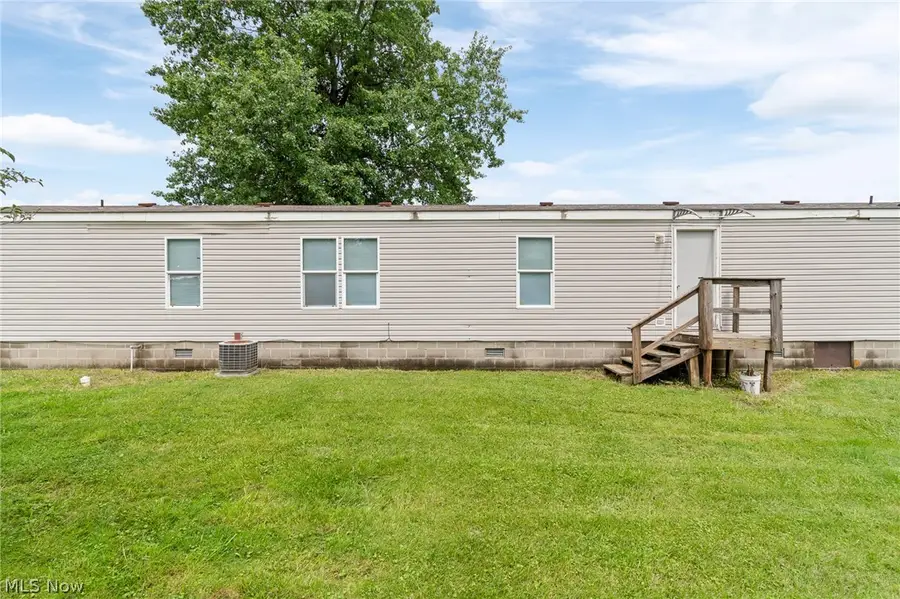 8472 Azalea Sw Road, Dennison, OH 44621 - #3