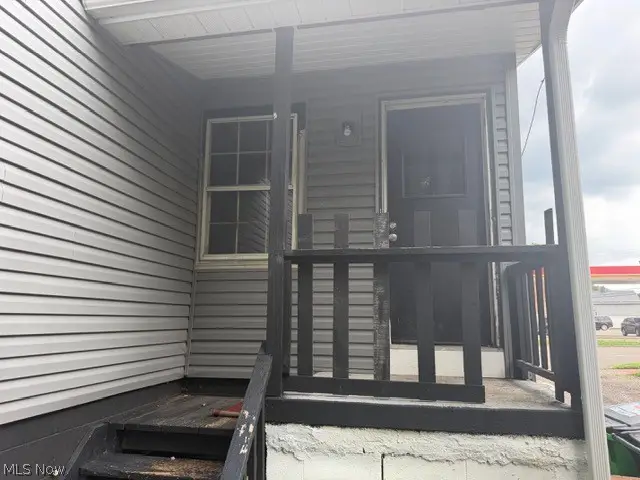 1112 N Water Street, Uhrichsville, OH 44683 - #2