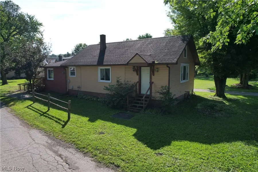 4900 Wiseland Se Avenue, Canton, OH 44707 - #2