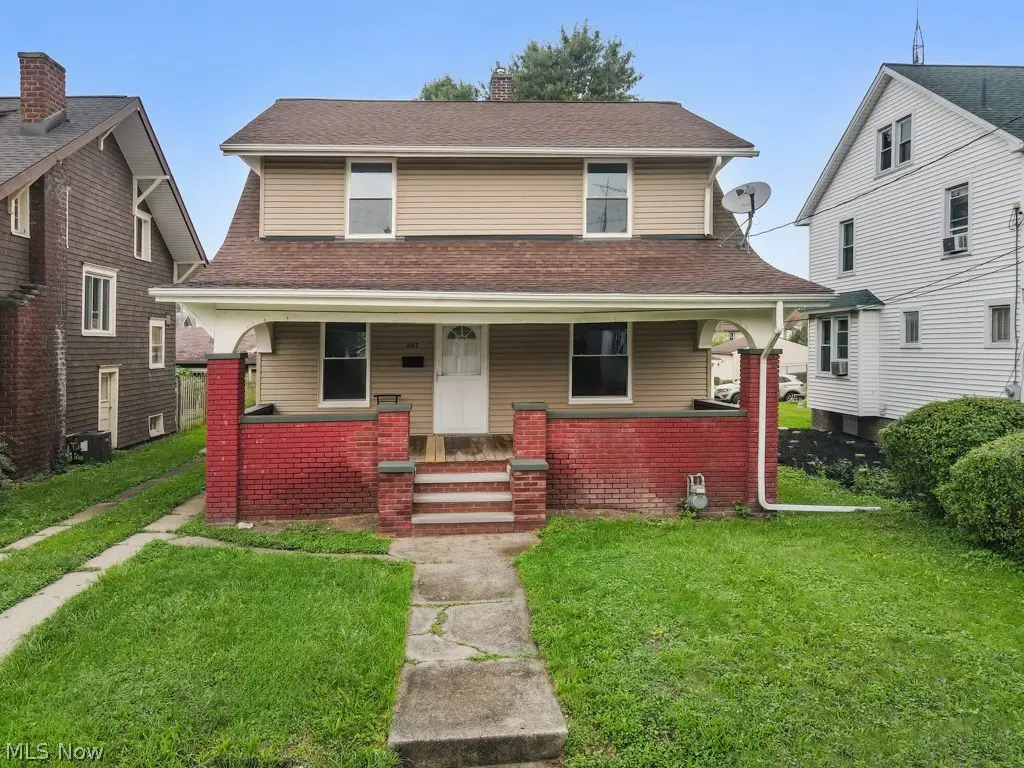 247 W Summit Street, Alliance, OH 44601 - #1