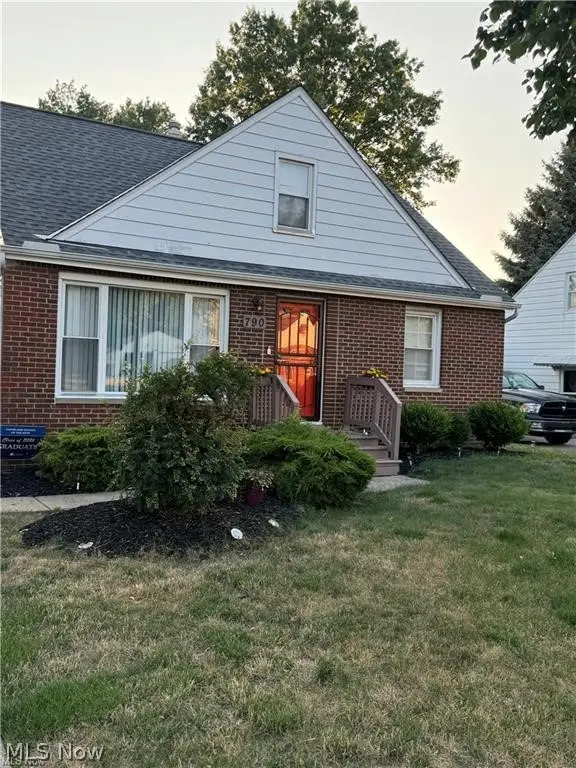 790 E 266th Street, Euclid, OH 44132