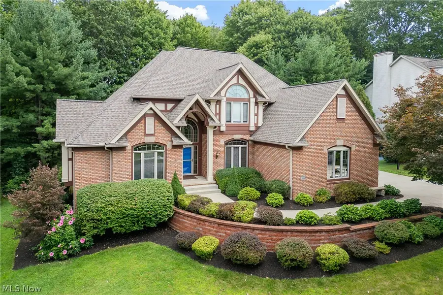 2665 Deer Ridge Run, Cuyahoga Falls, OH 44223 - #2