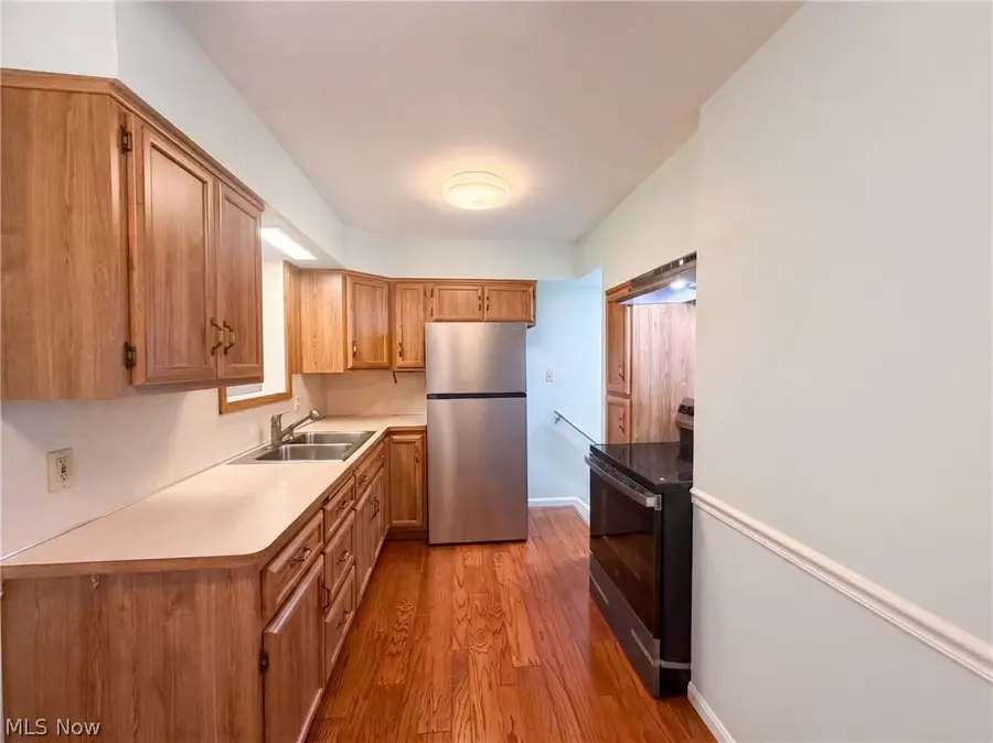 6652 Oakwood Drive, Independence, OH 44131 - #2