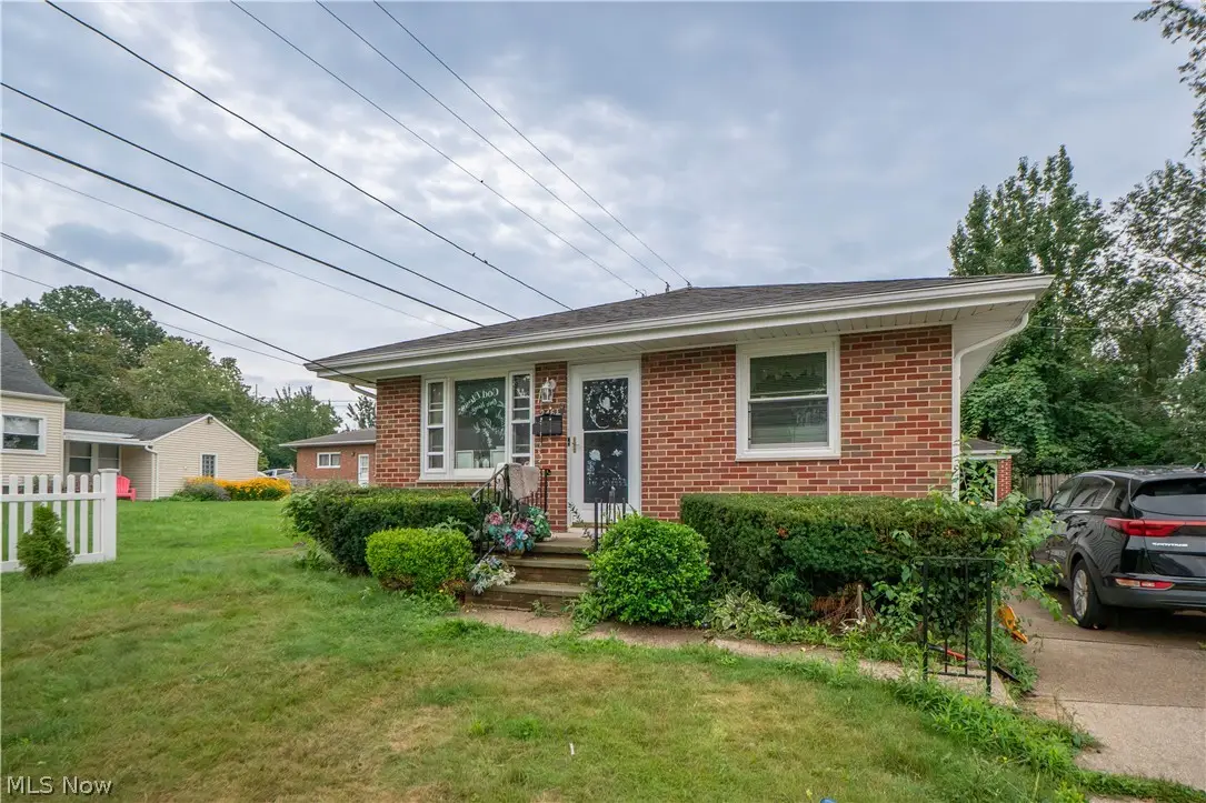 246 E Ralston Avenue, Akron, OH 44301 - #1