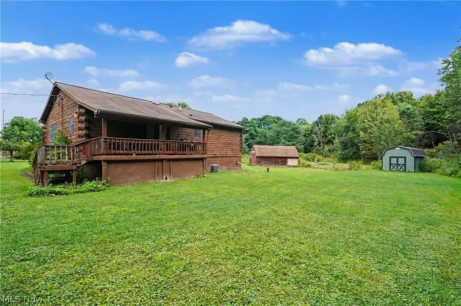 6092 Warren Road, Cortland, OH 44410 - #3