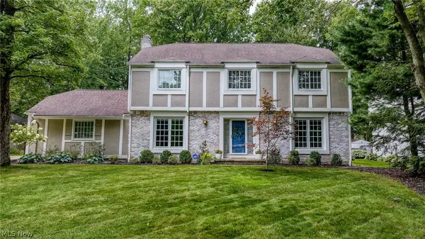 5048 Stansbury Drive, Solon, OH 44139