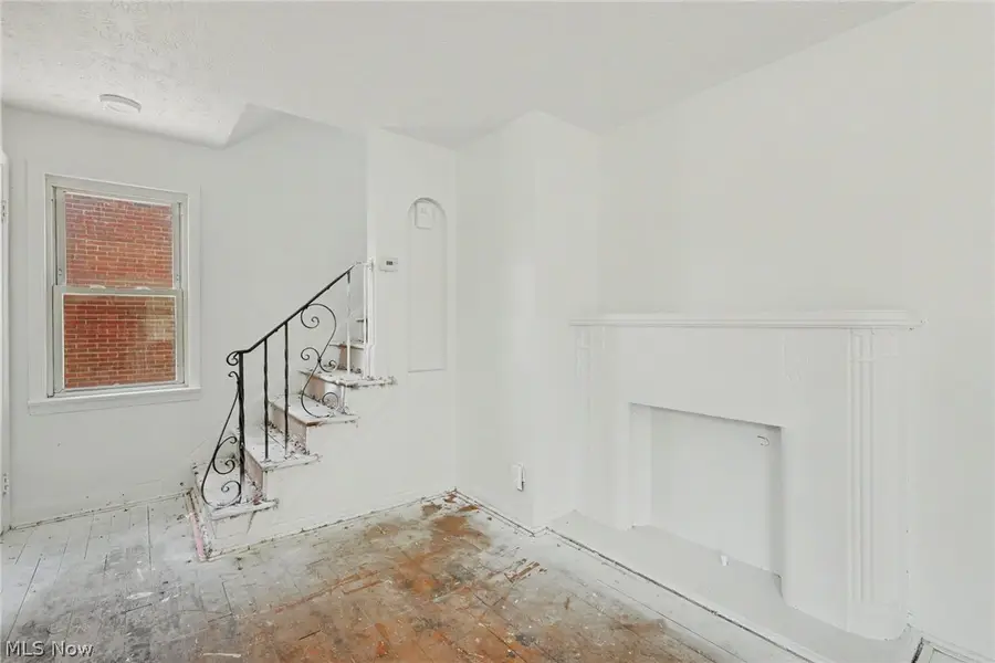 15603 Harvard Avenue, Cleveland, OH 44128 - #3