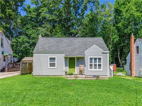 839 Magnolia Avenue, Cuyahoga Falls, OH 44221