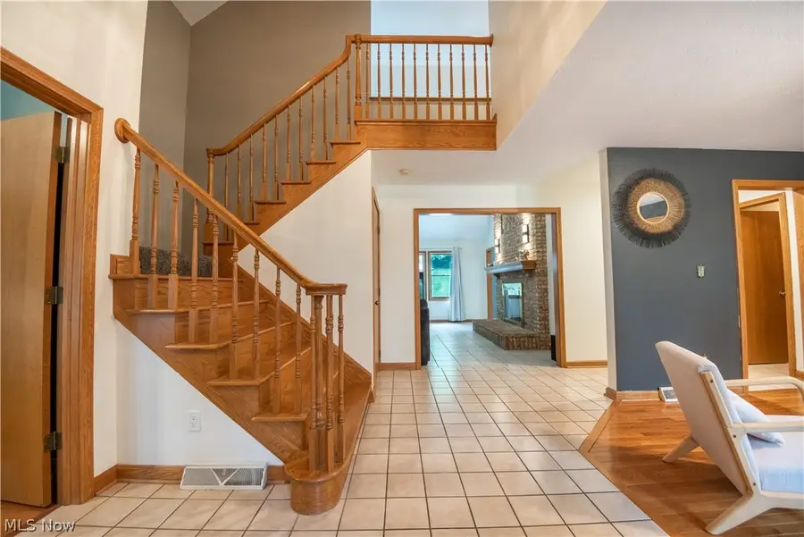 2885 Valley Road, Cuyahoga Falls, OH 44223 - #2