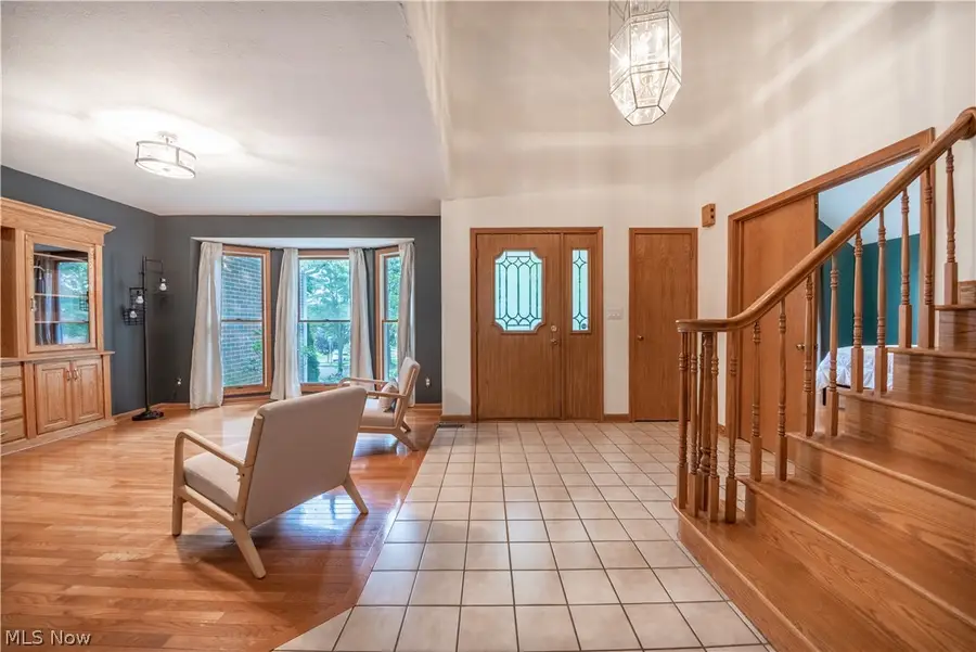 2885 Valley Road, Cuyahoga Falls, OH 44223 - #3
