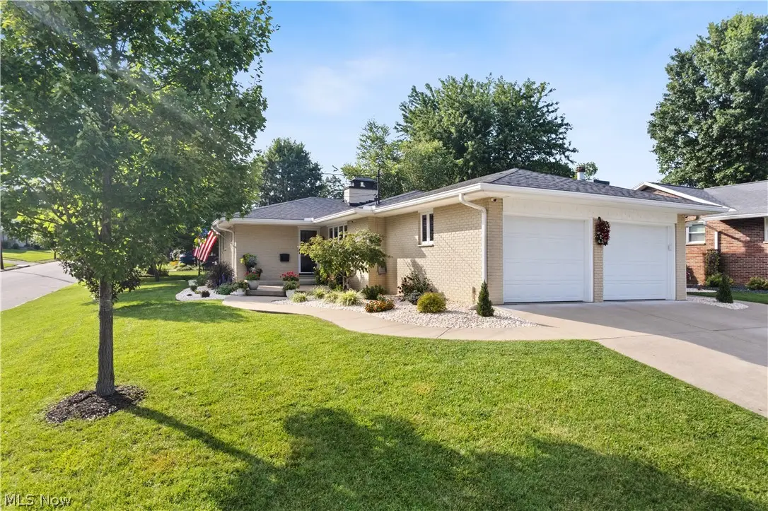 2111 Lewis Avenue, Parkersburg, WV 26104 - #1