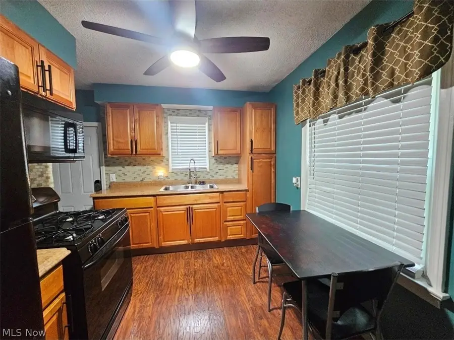 1368 Orlando Avenue, Akron, OH 44320 - #3