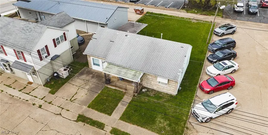 505 27th Street, Vienna, WV 26105 - #2