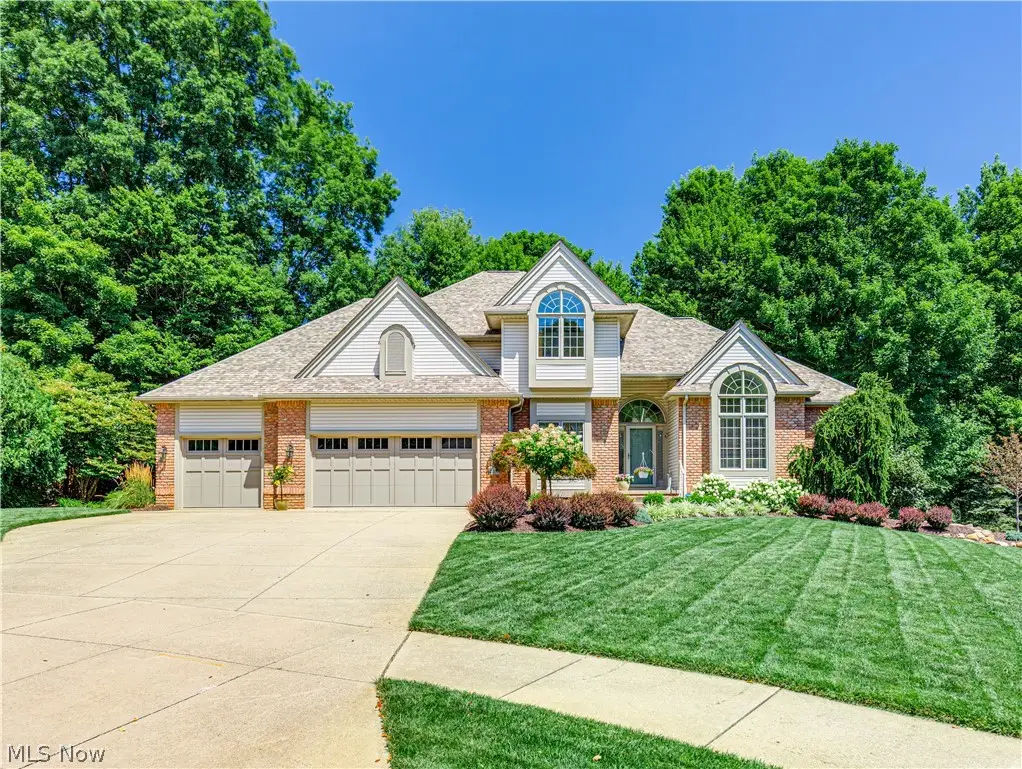 2039 Bent Creek Trail, Cuyahoga Falls, OH 44223 - #1