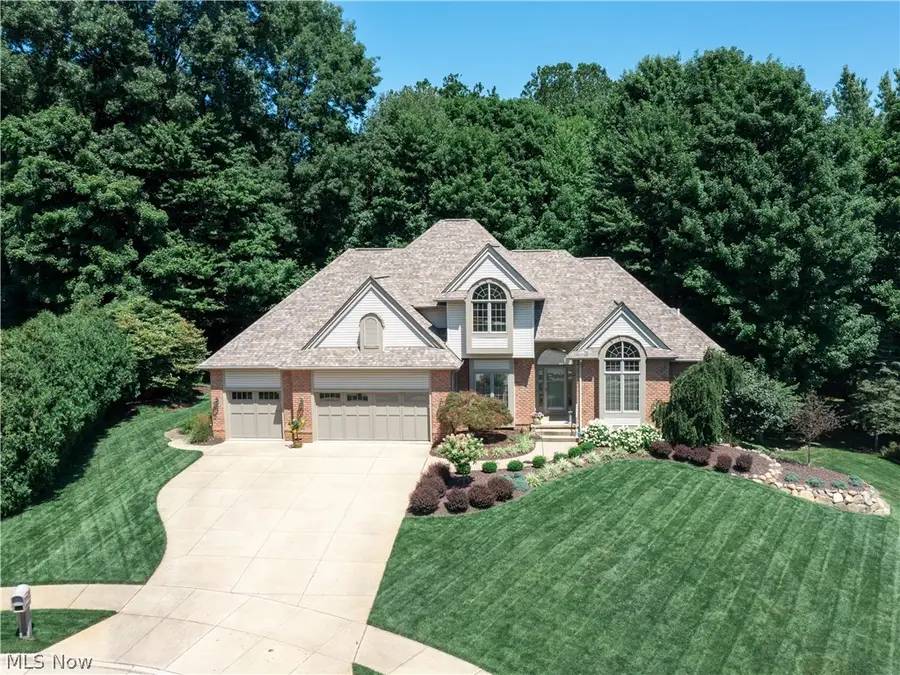 2039 Bent Creek Trail, Cuyahoga Falls, OH 44223 - #2