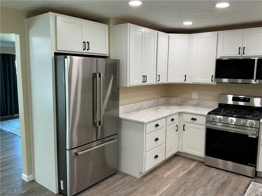 251 Hilliard Road, Elyria, OH 44035 - #2