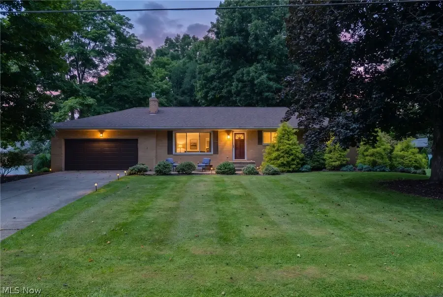 484 Beaumont Drive, Fairlawn, OH 44333 - #2
