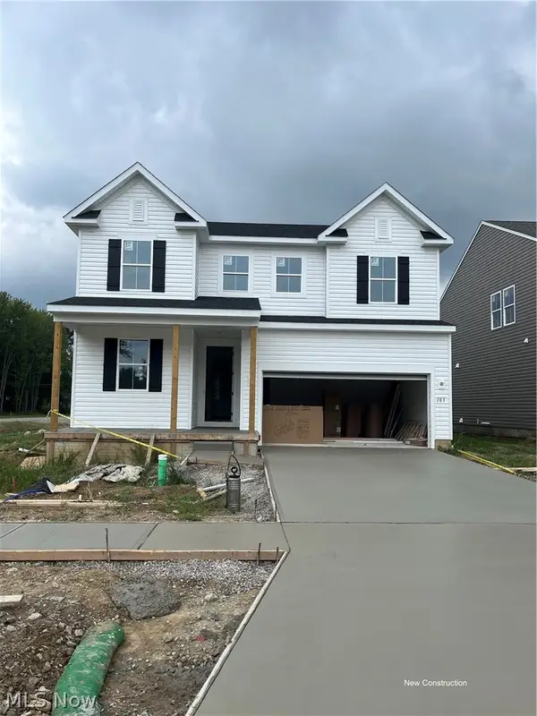 103 Riverfield Run, Elyria, OH 44035