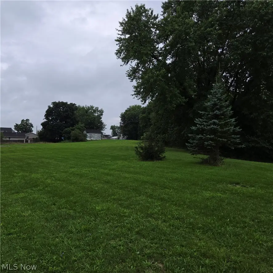 357 N 6th Street, Coshocton, OH 43812 - #3