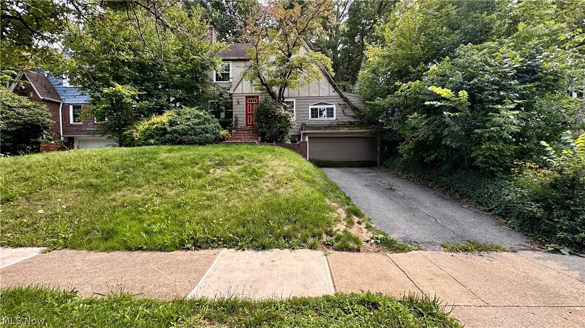 3582 Meadowbrook Boulevard, University Heights, OH 44118 - #1