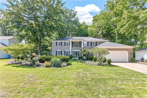 126 Westchester Drive, Amherst, OH 44001