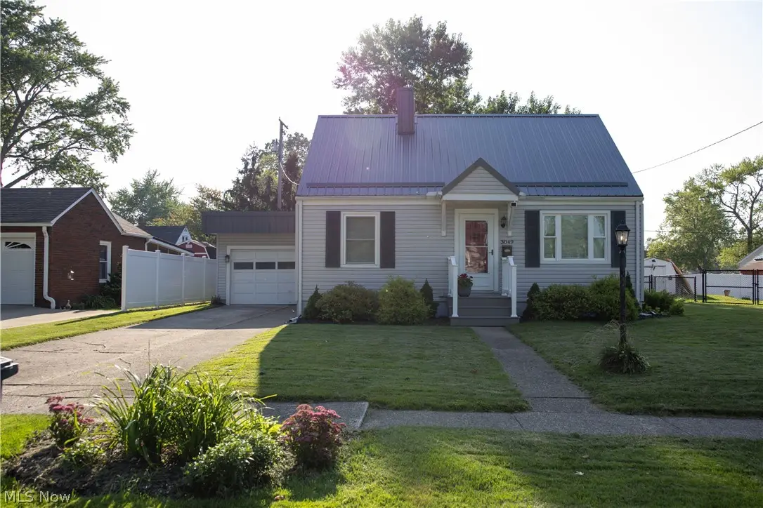 3049 Avondale Avenue, Ashtabula, OH 44004 - #1