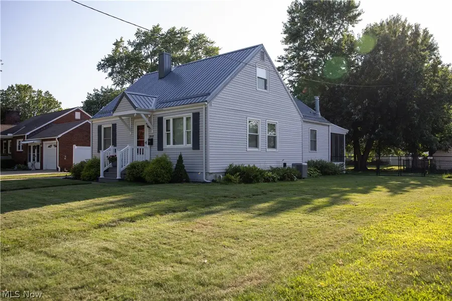 3049 Avondale Avenue, Ashtabula, OH 44004 - #3