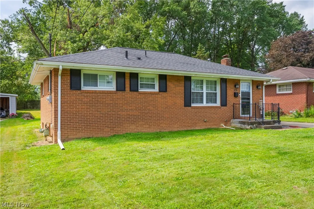 3235 Sunnybrooke, Youngstown, OH 44511 - #1