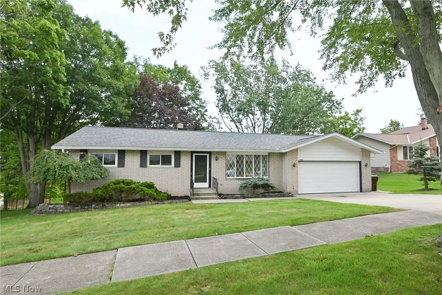 2745 Brian Drive, Parma, OH 44134 - #2