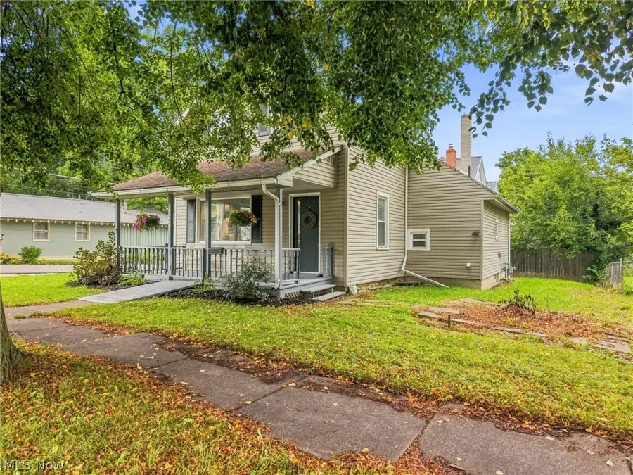 102 E Liberty Street, Ashland, OH 44805 - #2