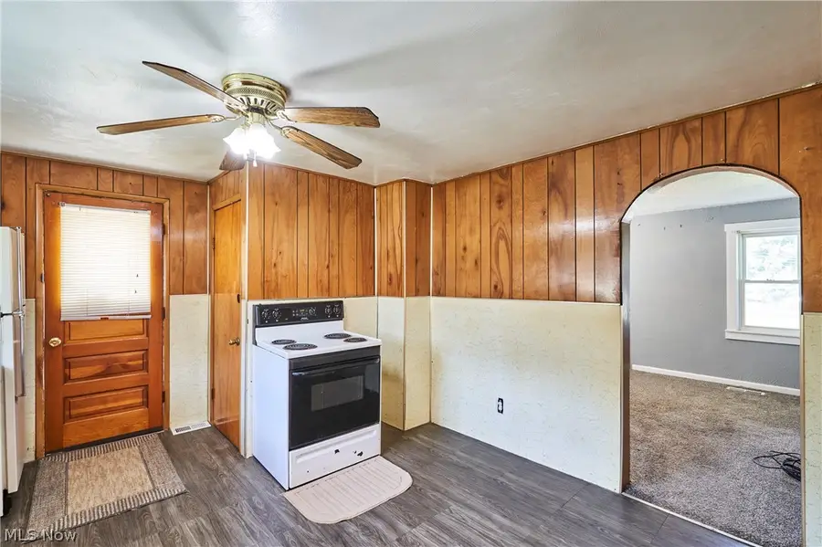 4293 Summit Road, Norton, OH 44203 - #3