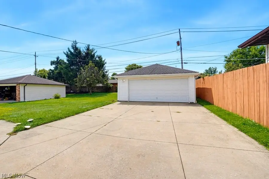 3407 Friar Drive, Parma, OH 44134 - #2