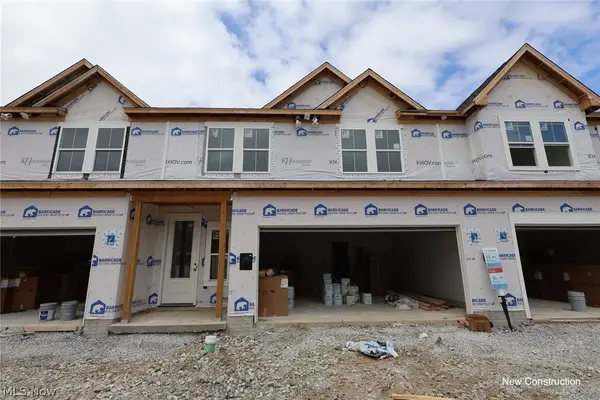 5090 Shepherds Glen, Willoughby, OH 44094