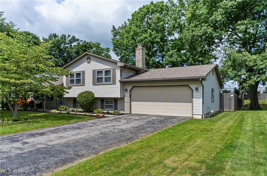 5892 Yorktown Lane, Austintown, OH 44515 - #2
