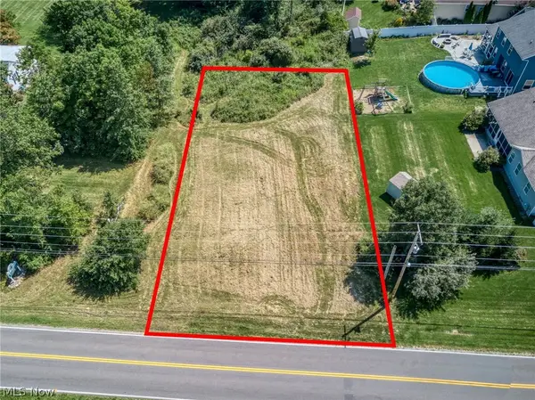 1808 Sandy Lake Road, Ravenna, OH 44266