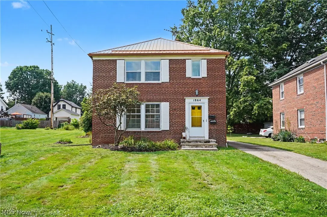 1864 13th Street, Cuyahoga Falls, OH 44223 - #1