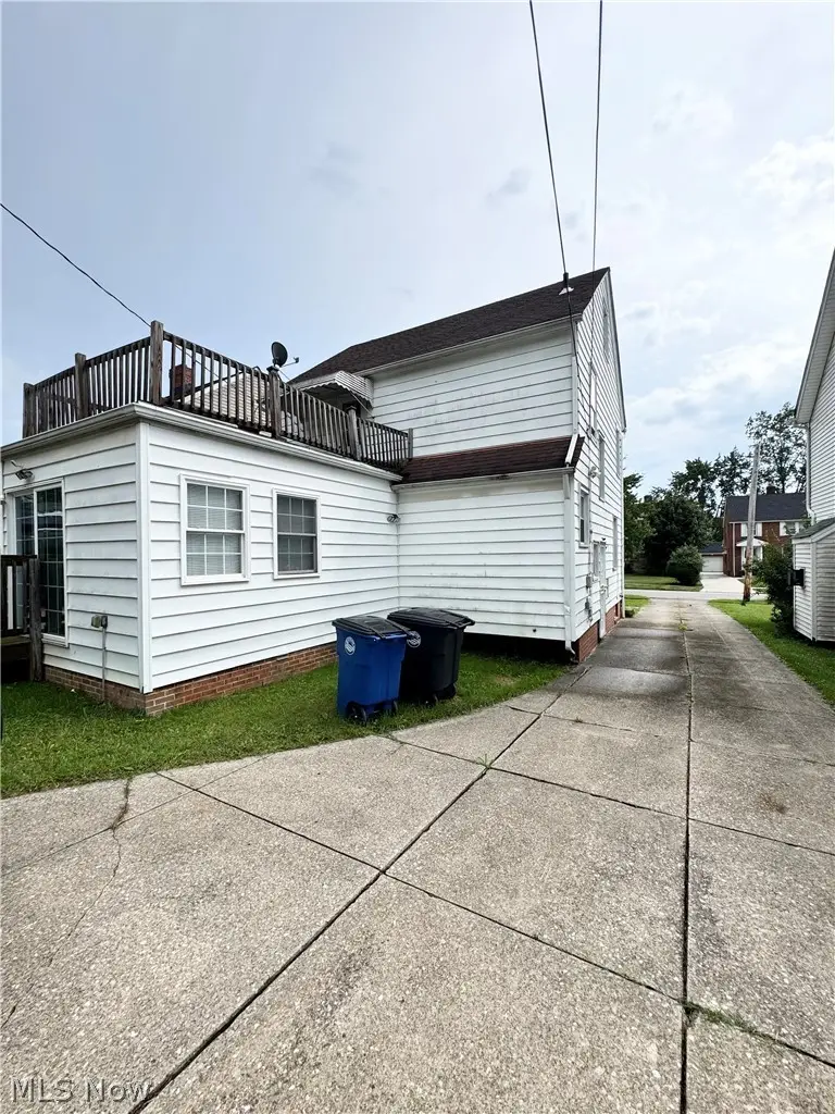 17015 Glendale Avenue, Cleveland, OH 44128 - #3
