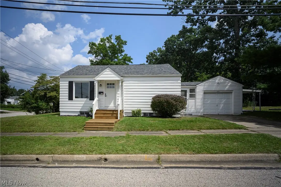 2651 21st Street, Cuyahoga Falls, OH 44223 - #1