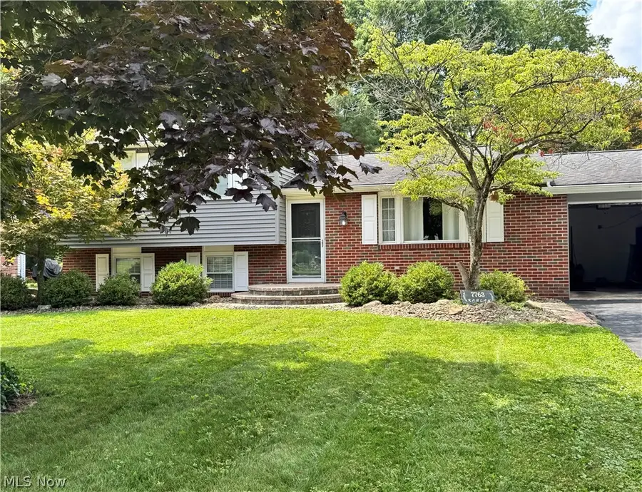 7763 Raglan Ne Drive, Warren, OH 44484 - #2