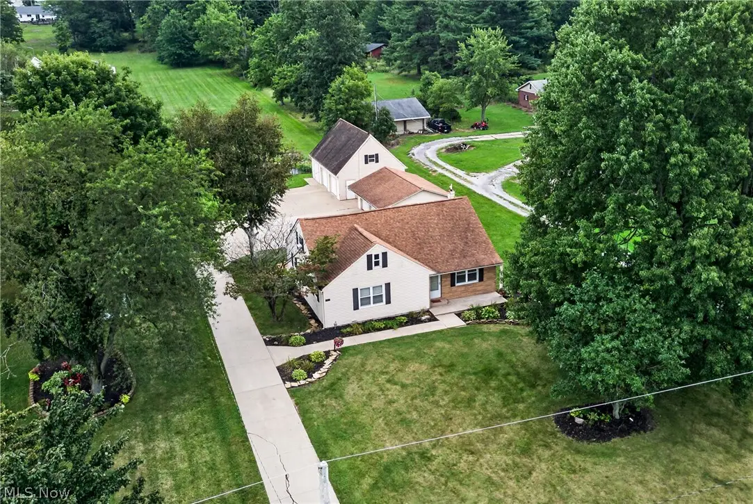1100 Fairfield School Road, Columbiana, OH 44408 - #1